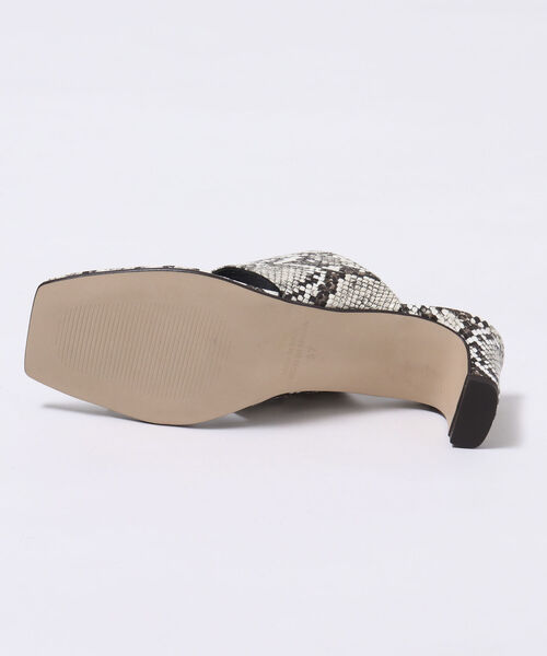 REMME（レメ）の「【REMME/レメ】◇【WEB限定】トングスクエアヒールパイソンサンダル（サンダル・レディース・パイソン・36/37/38）」の12枚目の写真
