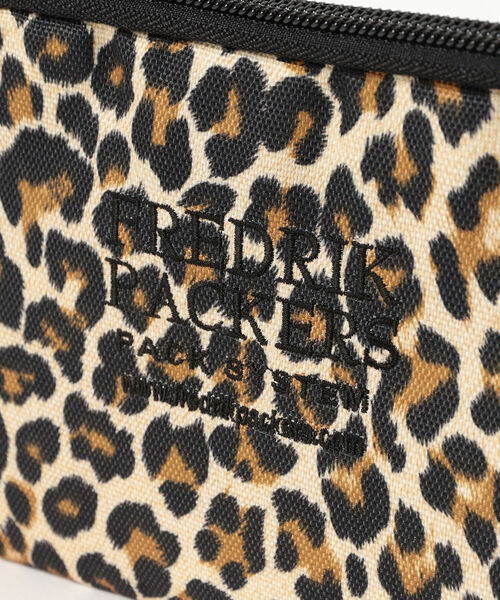 FREDRIK PACKERS(フレドリックパッカーズ)の「FREDRIK PACKERS / VX21 LONG WALLET(財布・メンズ・ブラウン系その他5/ブラック・ONE SIZE)」の4枚目の写真