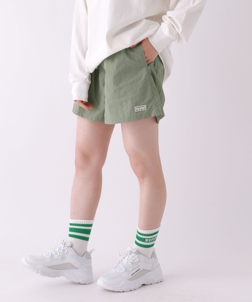 repipi armario（レピピ アルマリオ）の「ハッスイカラーショートパンツ（その他パンツ・キッズ・ブラック/ブルー/パープル/グリーン/カーキ/ピンク/オレンジ/ライトブルー・SMALL/MEDIUM/LARGE）」の2枚目の写真