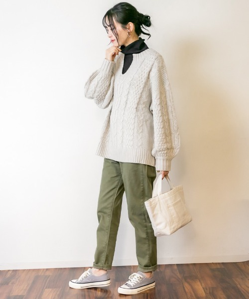 atONE(アットワン)の「atONE ゆるツイルサルエルカラーパンツ(チノパンツ・レディース・ブラック/カーキ/ベージュ・L/LL/3L/4L/M)」の21枚目の写真