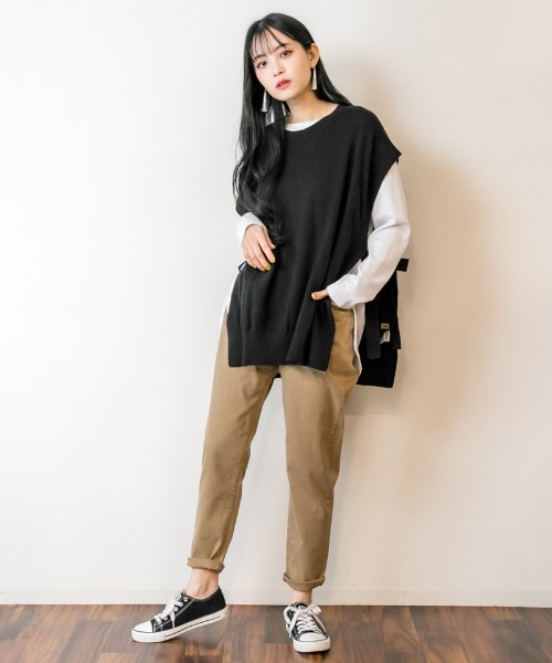atONE(アットワン)の「atONE ゆるツイルサルエルカラーパンツ(チノパンツ・レディース・ブラック/カーキ/ベージュ・L/LL/3L/4L/M)」の14枚目の写真