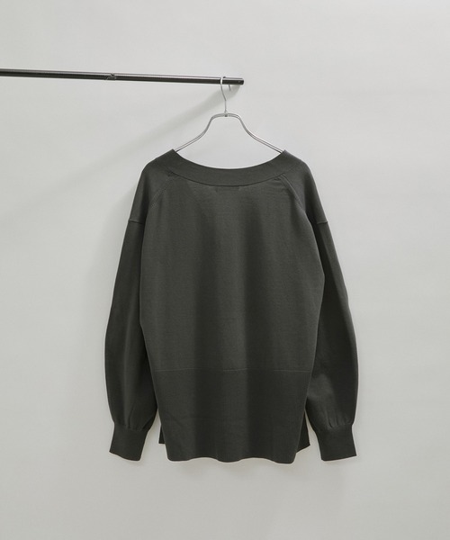 SALON adam et rope'(サロン アダム エ ロペ)の「【洗える】UVケアVネックカーディガン(カーディガン/ボレロ・レディース・ベージュ系その他/ピンク/ホワイト/チャコールグレー・FREE)」の5枚目の写真