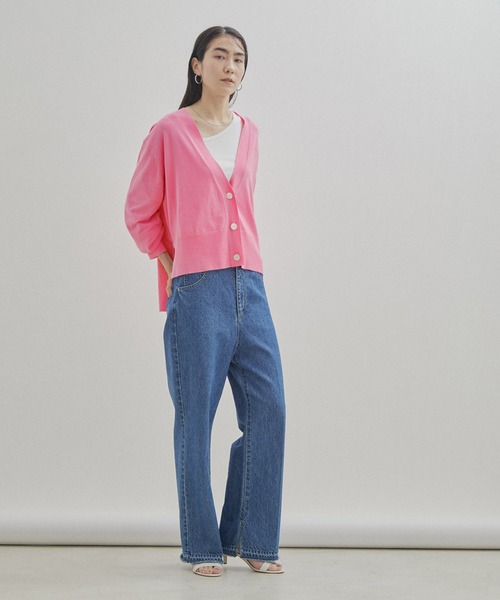 SALON adam et rope'(サロン アダム エ ロペ)の「【洗える】UVケアVネックカーディガン(カーディガン/ボレロ・レディース・ベージュ系その他/ピンク/ホワイト/チャコールグレー・FREE)」の10枚目の写真