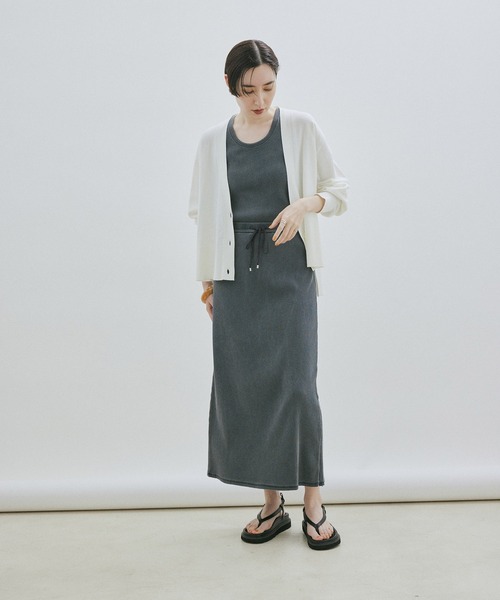 SALON adam et rope'(サロン アダム エ ロペ)の「【洗える】UVケアVネックカーディガン(カーディガン/ボレロ・レディース・ベージュ系その他/ピンク/ホワイト/チャコールグレー・FREE)」の15枚目の写真