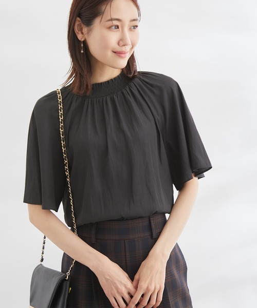 シャーリングフリルフレアスリーブ