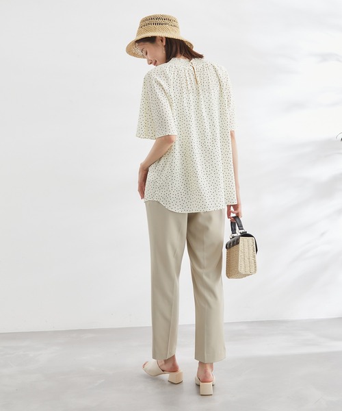 シャーリングフリルフレアスリーブ