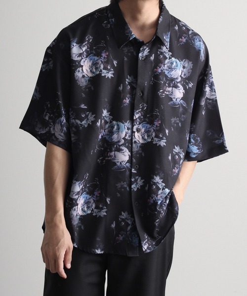 Art re A select（アトリエセレクト）の「Ealry Drape Georgette Whole Pattern Harfsleeve Oversized Shirt/エアリー ドレープ 総柄 ビッグシルエット レギュラーカラー半袖シャツ（シャツ/ブラウス・メンズ・カーキ/アイボリー/グレー系その他/ブラウン系その他/ブラック×レッド/ブラック系その他2/ブラウン系その他4/ブラウン系その他5/ブルー系その他2/ホワイト系その他5/ホワイト系その他2/ホワイト系その他4/ブラック系その他3/ブラック系その他5/ブラウン系その他2/ブラック系その他/ブルー系その他/ブラック系その他7/グレー系その他2/グレー系その他3/グレー系その他4/ブラックミックス/ネイビー/ベージュ系その他/ブラック×ホワイト/ホワイト系その他/ホワイト系その他3/ブラック系その他4/ブラック系その他6/ブラウン系その他3/ベージュ系その他2・M/L）」の10枚目の写真