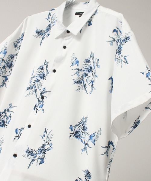 Art re A select（アトリエセレクト）の「Ealry Drape Georgette Whole Pattern Harfsleeve Oversized Shirt/エアリー ドレープ 総柄 ビッグシルエット レギュラーカラー半袖シャツ（シャツ/ブラウス・メンズ・カーキ/アイボリー/グレー系その他/ブラウン系その他/ブラック×レッド/ブラック系その他2/ブラウン系その他4/ブラウン系その他5/ブルー系その他2/ホワイト系その他5/ホワイト系その他2/ホワイト系その他4/ブラック系その他3/ブラック系その他5/ブラウン系その他2/ブラック系その他/ブルー系その他/ブラック系その他7/グレー系その他2/グレー系その他3/グレー系その他4/ブラックミックス/ネイビー/ベージュ系その他/ブラック×ホワイト/ホワイト系その他/ホワイト系その他3/ブラック系その他4/ブラック系その他6/ブラウン系その他3/ベージュ系その他2・M/L）」の5枚目の写真