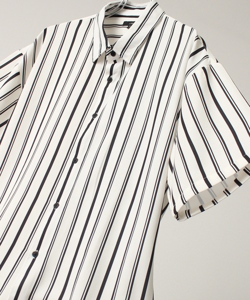 Art re A select（アトリエセレクト）の「Ealry Drape Georgette Whole Pattern Harfsleeve Oversized Shirt/エアリー ドレープ 総柄 ビッグシルエット レギュラーカラー半袖シャツ（シャツ/ブラウス・メンズ・カーキ/アイボリー/グレー系その他/ブラウン系その他/ブラック×レッド/ブラック系その他2/ブラウン系その他4/ブラウン系その他5/ブルー系その他2/ホワイト系その他5/ホワイト系その他2/ホワイト系その他4/ブラック系その他3/ブラック系その他5/ブラウン系その他2/ブラック系その他/ブルー系その他/ブラック系その他7/グレー系その他2/グレー系その他3/グレー系その他4/ブラックミックス/ネイビー/ベージュ系その他/ブラック×ホワイト/ホワイト系その他/ホワイト系その他3/ブラック系その他4/ブラック系その他6/ブラウン系その他3/ベージュ系その他2・M/L）」の6枚目の写真