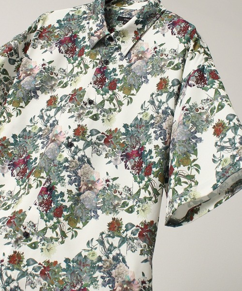 Art re A select（アトリエセレクト）の「Ealry Drape Georgette Whole Pattern Harfsleeve Oversized Shirt/エアリー ドレープ 総柄 ビッグシルエット レギュラーカラー半袖シャツ（シャツ/ブラウス・メンズ・カーキ/アイボリー/グレー系その他/ブラウン系その他/ブラック×レッド/ブラック系その他2/ブラウン系その他4/ブラウン系その他5/ブルー系その他2/ホワイト系その他5/ホワイト系その他2/ホワイト系その他4/ブラック系その他3/ブラック系その他5/ブラウン系その他2/ブラック系その他/ブルー系その他/ブラック系その他7/グレー系その他2/グレー系その他3/グレー系その他4/ブラックミックス/ネイビー/ベージュ系その他/ブラック×ホワイト/ホワイト系その他/ホワイト系その他3/ブラック系その他4/ブラック系その他6/ブラウン系その他3/ベージュ系その他2・M/L）」の2枚目の写真