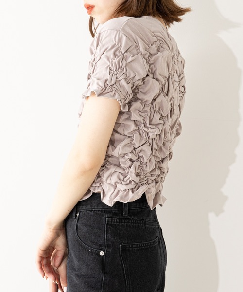 Chico（チコ）の「短丈シャーリングチビT（Tシャツ/カットソー・レディース・ホワイト/ダークブラウン/グレー/イエロー・FREE）」の5枚目の写真