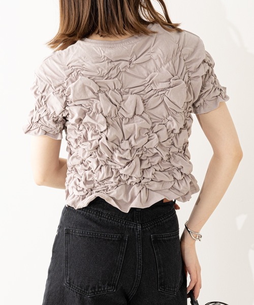 Chico（チコ）の「短丈シャーリングチビT（Tシャツ/カットソー・レディース・ホワイト/ダークブラウン/グレー/イエロー・FREE）」の6枚目の写真