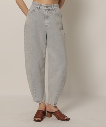 CADUNE（カデュネ）の「カーヴィーデニム（デニムパンツ）」 - WEAR