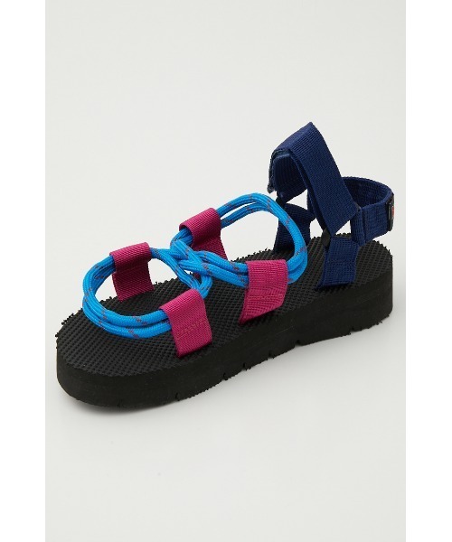 RODEO CROWNS WIDE BOWL(ロデオクラウンズワイドボウル)の「COLOR CORD SANDALS(サンダル・レディース・ベージュ系その他/ブルー系その他/ブラック系その他・23.5cm/24.5cm)」の21枚目の写真