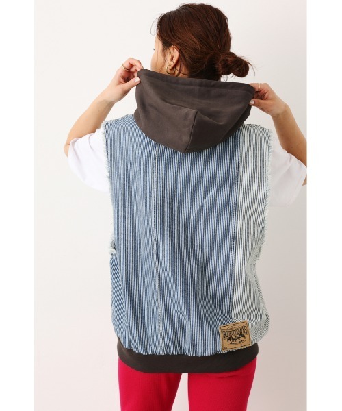 RODEO CROWNS WIDE BOWL(ロデオクラウンズワイドボウル)の「DENIM CUSTOM フードベスト(ベスト・レディース・ブルー系その他/ブルー・FREE)」の16枚目の写真