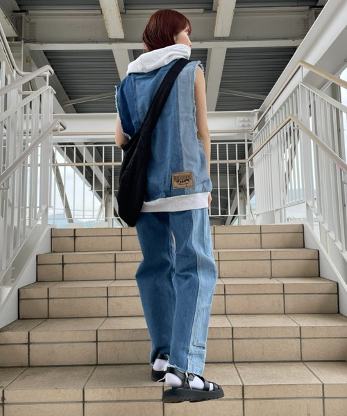 RODEO CROWNS WIDE BOWL(ロデオクラウンズワイドボウル)の「DENIM CUSTOM フードベスト(ベスト・レディース・ブルー系その他/ブルー・FREE)」の20枚目の写真