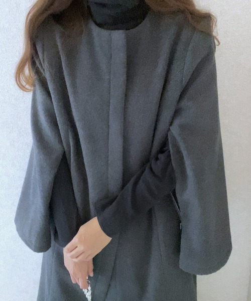 LAUIR（ラウアー）の「ノーカラースリットスリーブコート（ノーカラーコート・レディース・ダークグレー/ブラック/ダークブラウン・LARGE/MEDIUM）」の8枚目の写真