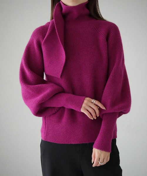 cheriella(シェリエラ)の「【cheriella】バッククロスデザインハイネックニット BACK CROSS DESIGN HIGH-NECK KNIT(ニット/セーター・レディース・パープル/ブラウン/ブルー/ブラック/アイボリー・M)」の5枚目の写真