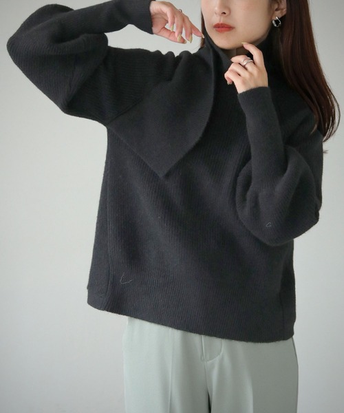 cheriella(シェリエラ)の「【cheriella】バッククロスデザインハイネックニット BACK CROSS DESIGN HIGH-NECK KNIT(ニット/セーター・レディース・パープル/ブラウン/ブルー/ブラック/アイボリー・M)」の16枚目の写真