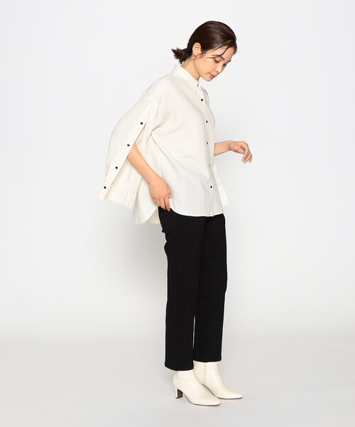 COMME CA ISM(コムサイズム)の「袖開き デザインシャツ(シャツ/ブラウス・レディース・チャコール/オフホワイト/キャメル・MEDIUM/LARGE)」の7枚目の写真