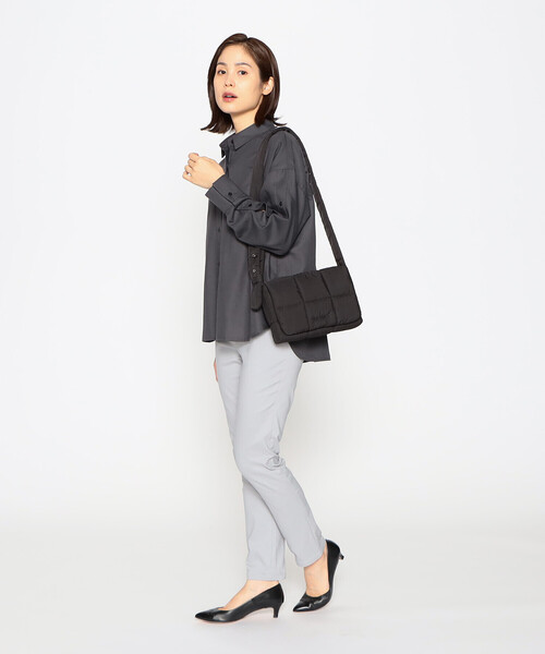 COMME CA ISM(コムサイズム)の「袖開き デザインシャツ(シャツ/ブラウス・レディース・チャコール/オフホワイト/キャメル・MEDIUM/LARGE)」の14枚目の写真