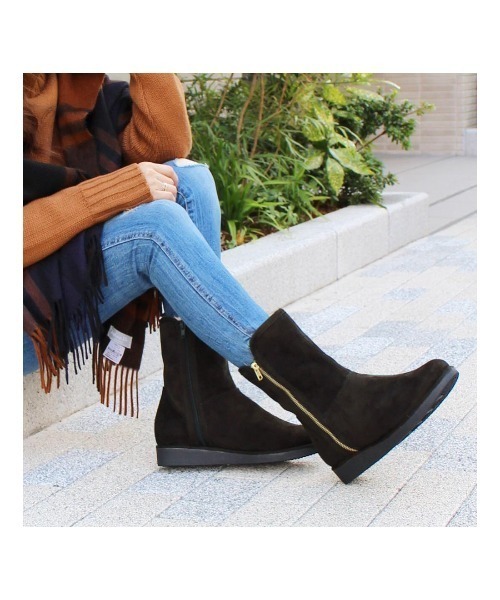 Fin（フィン）の「サイドジップショートブーツ【低反発スポンジ入り】（ブーツ・レディース・ブラック/ブラウン/グレー・S/M/L/LL）」の22枚目の写真