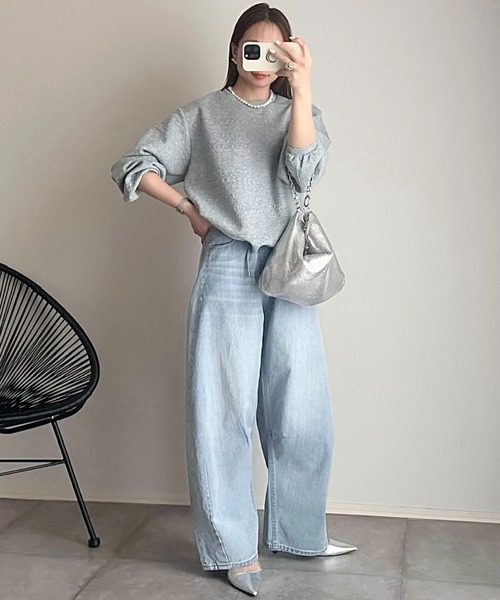 Eclat one（エクラワン）の「幾何学柄 エンボス 裾ドロスト プルオーバー（スウェット・レディース・ブラック/グレー/オフホワイト/ブルー・FREE）」の16枚目の写真