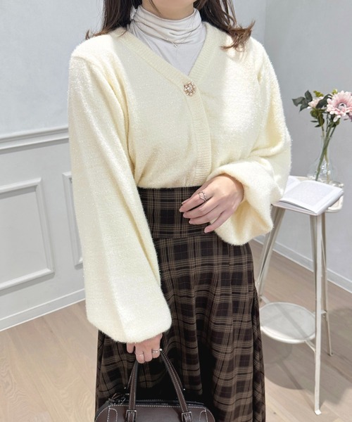 apres jour(アプレジュール)の「キラキララメニットカーディガン【ZOZOTOWN限定アイテム】(カーディガン/ボレロ・レディース・ベージュ/ピンク/アイボリー/オフホワイト・フリー/X-LARGE)」の16枚目の写真