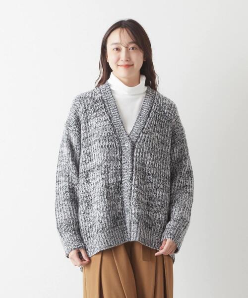 MELROSE claire(メルローズ クレール)の「【低めタートルネック♪サロペットやジャンスカのインにも使える一枚着プルオーバー】(Tシャツ/カットソー・レディース・オフホワイト/ブラック/グリーン/マスタード・FREE)」の7枚目の写真