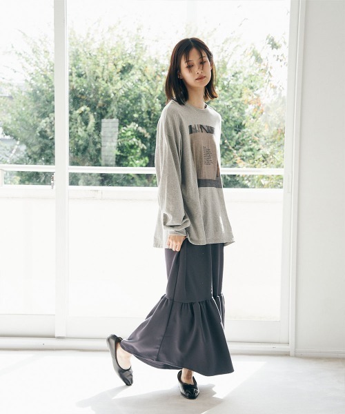 marjour（マージュール）の「RIB TIERED SKIRT（スカート・レディース・チャコール/ブラック・M/S）」の7枚目の写真