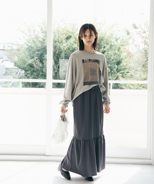 marjour（マージュール）の「RIB TIERED SKIRT（スカート・レディース・チャコール/ブラック・M/S）」の11枚目の写真