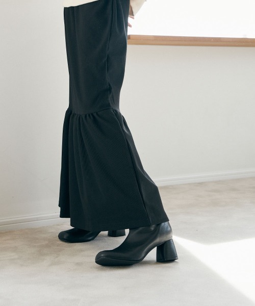 marjour（マージュール）の「RIB TIERED SKIRT（スカート・レディース・チャコール/ブラック・M/S）」の21枚目の写真