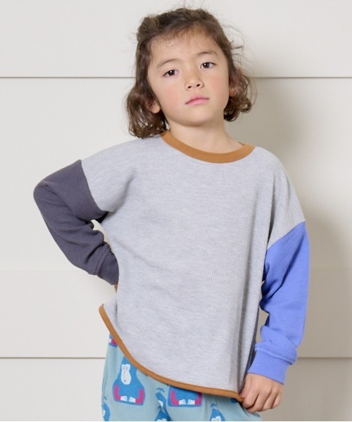 Life Support Products（ライフサポートプロダクツ）の「ワッフルロンT（80～150cm）（Tシャツ/カットソー・キッズ・ピンク/グレー系その他2/チャコール/グレー系その他/グリーン系その他/オレンジ/ブルー/ライトグリーン/ホワイト系その他/杢グレー/ベージュ/ライトブルー/ブラウン/オフホワイト・110/150/100/120/90/80/140/95/130）」の5枚目の写真