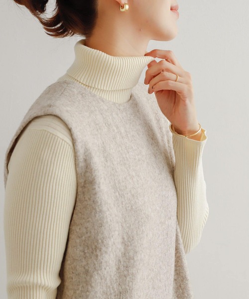 URBAN RESEARCH DOORS(アーバンリサーチドアーズ)の「タートルネックリブニット(ニット/セーター・レディース・ブラック/オフホワイト/ブルー/グリーン系その他・MEDIUM)」の8枚目の写真