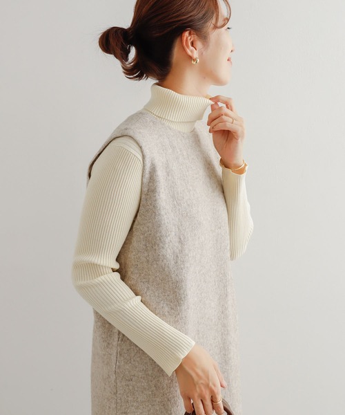 URBAN RESEARCH DOORS(アーバンリサーチドアーズ)の「タートルネックリブニット(ニット/セーター・レディース・ブラック/オフホワイト/ブルー/グリーン系その他・MEDIUM)」の9枚目の写真