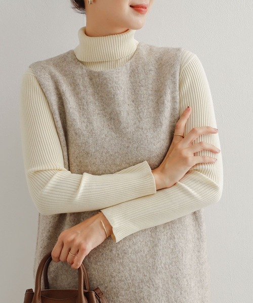 URBAN RESEARCH DOORS(アーバンリサーチドアーズ)の「タートルネックリブニット(ニット/セーター・レディース・ブラック/オフホワイト/ブルー/グリーン系その他・MEDIUM)」の11枚目の写真