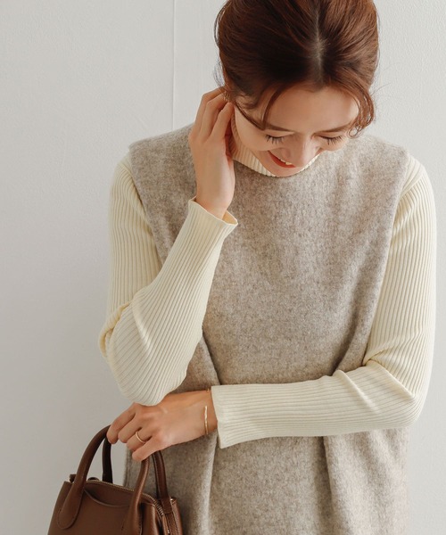 URBAN RESEARCH DOORS(アーバンリサーチドアーズ)の「タートルネックリブニット(ニット/セーター・レディース・ブラック/オフホワイト/ブルー/グリーン系その他・MEDIUM)」の14枚目の写真