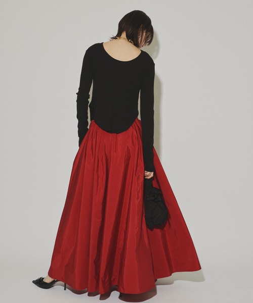 美品★yae ボリュームタフタスカート yae（ヤエ）の「Voluminous taffeta skirt/ボリュームタフタ