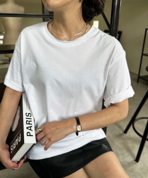 ULEULA(ウルア)の「ルーズベーシックT オーバーサイズ 半袖tee トップス(Tシャツ/カットソー・レディース・ホワイト/ブラック・FREE)」の2枚目の写真