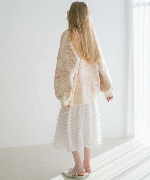 ECREL（エクレール）の「フラワービジューカーディガン（ニット/セーター・レディース・ピンク/ライトグレー/グレー/ブルー/ベージュ/ボルドー・FREE）」の15枚目の写真