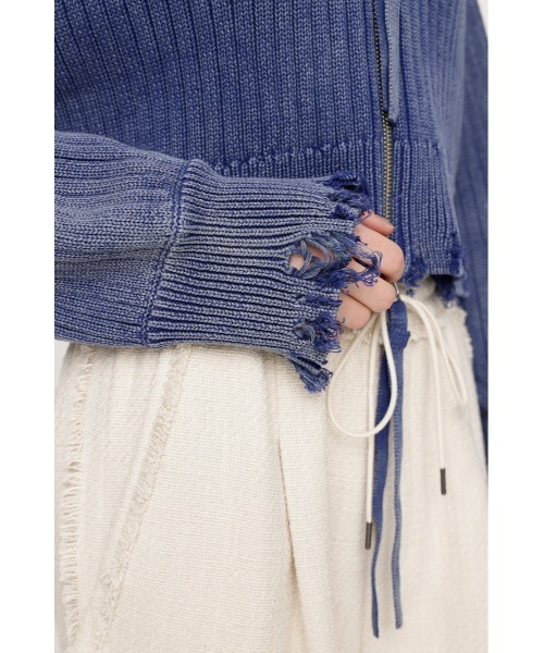 SLY(スライ)の「BLEACHED DAMEGED HOODIE TOPS ブリーチド ダメージド フーディ トップス(パーカー・レディース・ブルー/アイボリー/ライトブラック・FREE)」の9枚目の写真