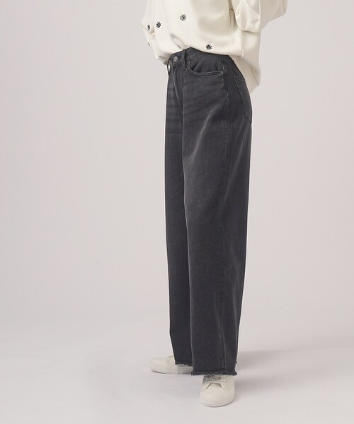 Cutie Blonde(キューティーブロンド)の「◆フリンジデニム ワイドパンツ(デニムパンツ・レディース・ブルー系4/ブラック/ライトブルー・04/02/03)」の5枚目の写真