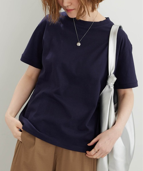 BELLUNA PLUS（ベルーナ）の「【ヒンヤリ / ＵＶ対策】新色追加！ヒンヤリ綿１００％Ｔシャツ　プチプラ / カラバリ豊富 / 接触冷感（Tシャツ/カットソー・レディース・イエロー系/ロイヤルブルー/テラコッタ/ベージュ系/ブラック/ワイン/オリーブ/ホワイト系/オフホワイト/ホワイト系2/オリーブ系/イエロー系2/ホワイト/ベージュ系2/ピンク/オレンジ系/ブラック系/ブルー/グリーン/レッド/パープル系/ネイビー/ボルドー/ブラウン系・LARGE/X-LARGE/MEDIUM/SMALL）」の14枚目の写真