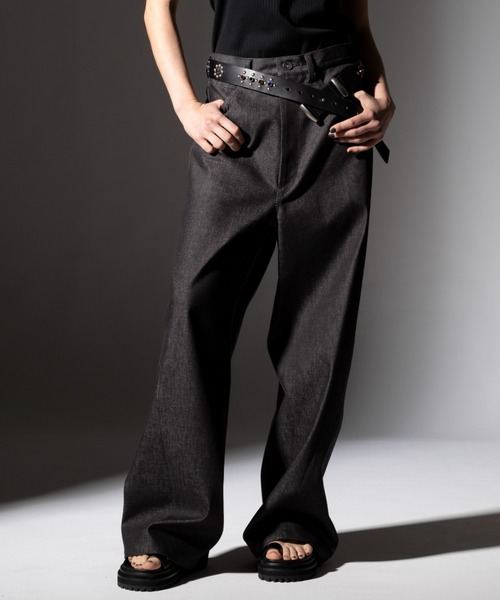 ROBES&CONFECTIONS(ローブスコンフェクションズ)の「Robes & Confections/ローブス&コンフェクションズ/KAIHARA Super Stretch Denim Baggy Pants/KRC-P03-002(デニムパンツ・レディース・ネイビー/ブラック・3)」の2枚目の写真