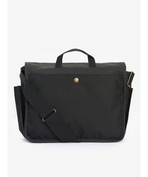 Barbour（バブアー）の「Essential ワックスコットン メッセンジャー