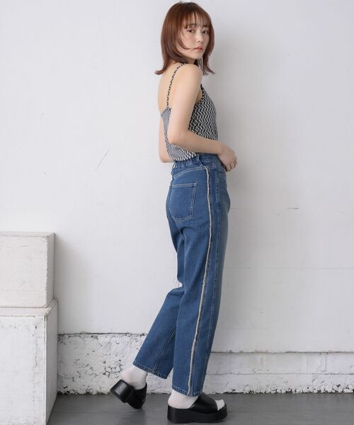 RETRO GIRL(レトロガール)の「柄カップ付キャミ(キャミソール・レディース・ブラウン系その他/ブルー系その他/ホワイト系その他・FREE)」の5枚目の写真