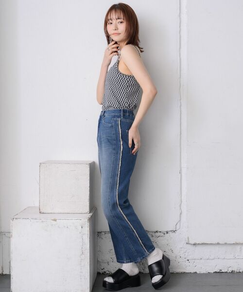 RETRO GIRL(レトロガール)の「柄カップ付キャミ(キャミソール・レディース・ブラウン系その他/ブルー系その他/ホワイト系その他・FREE)」の6枚目の写真