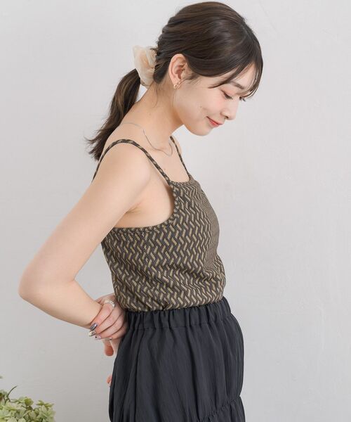 RETRO GIRL(レトロガール)の「柄カップ付キャミ(キャミソール・レディース・ブラウン系その他/ブルー系その他/ホワイト系その他・FREE)」の17枚目の写真