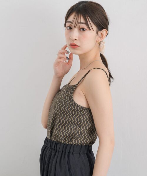 RETRO GIRL(レトロガール)の「柄カップ付キャミ(キャミソール・レディース・ブラウン系その他/ブルー系その他/ホワイト系その他・FREE)」の18枚目の写真