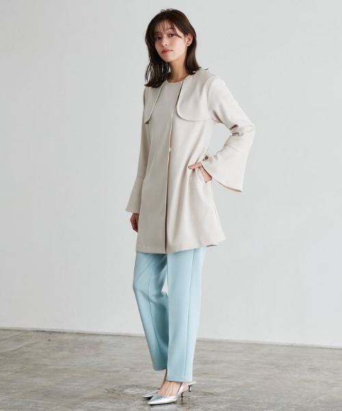 Pierrot（ピエロ）の「フレアスリーブライトアウター（トレンチコート・レディース・ベージュ/ネイビー/アイボリー・M/L）」の6枚目の写真